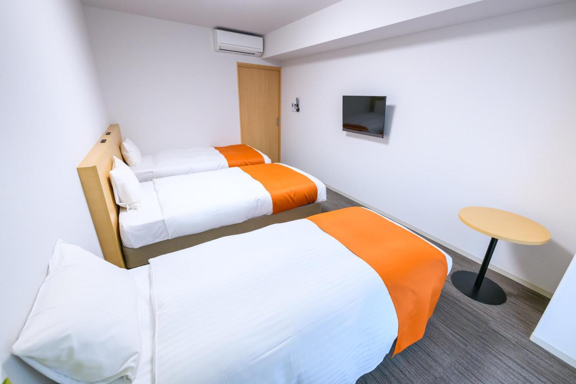 Hotel Sobial Namba Daikokucho Osaka Buitenkant foto