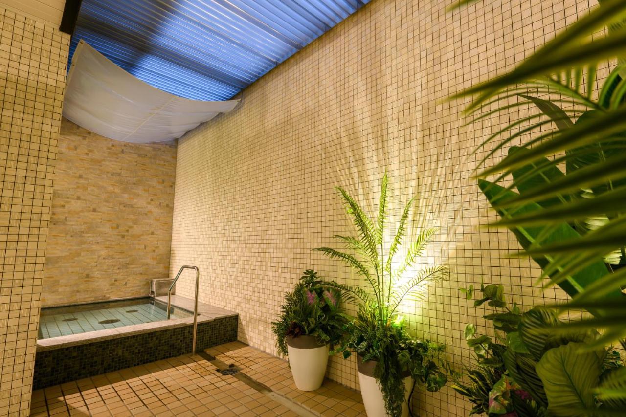 Hotel Sobial Namba Daikokucho Osaka Buitenkant foto